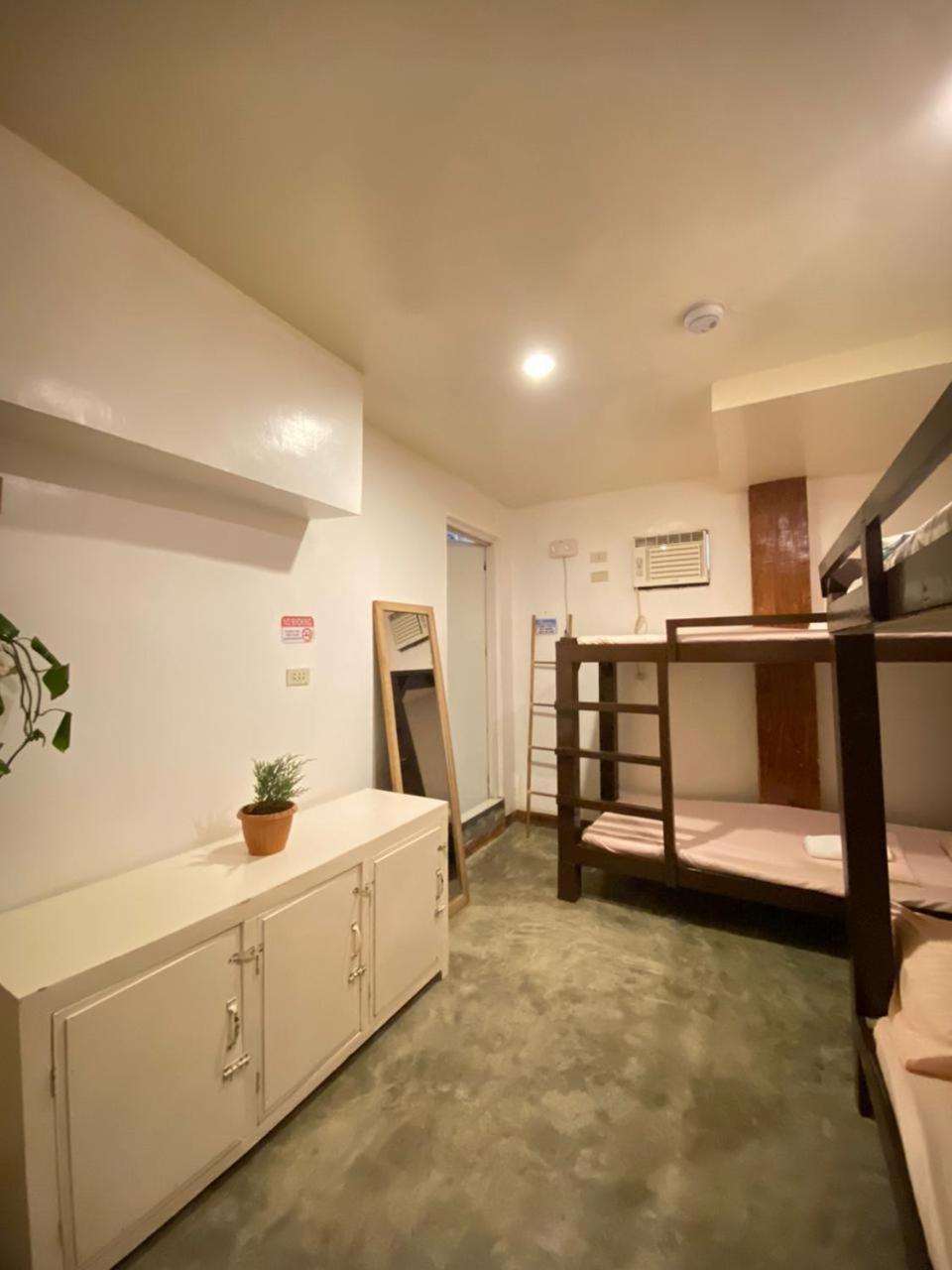 ג'נרל לונה Malayah Hostel חדר תמונה